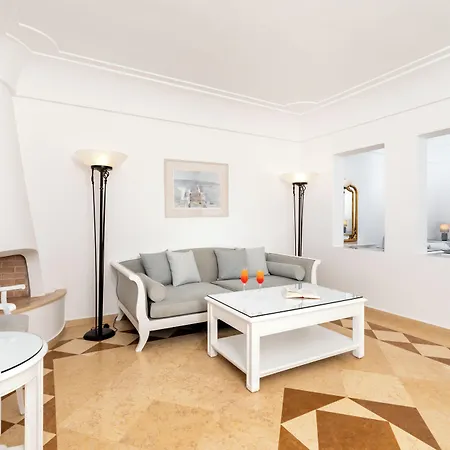 Hotel Maison Des Lys - Luxury Akrotírion