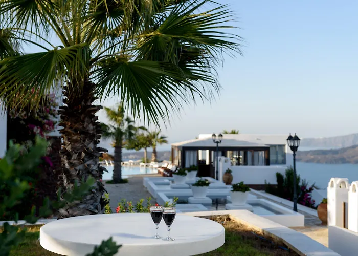 Maison Des Lys - Luxury Hotel