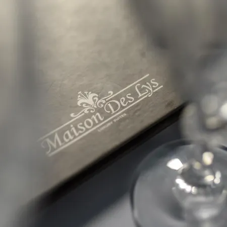 ホテル Maison Des Lys - Luxury Akrotírion