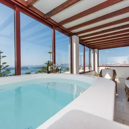 Maison Des Lys - Luxury Hotell