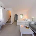 Hotel Maison Des Lys - Luxury Akrotírion