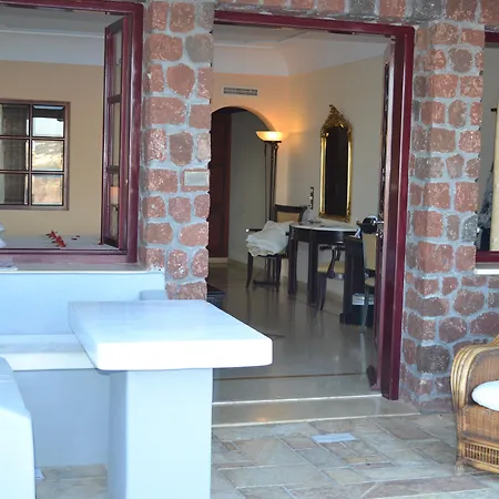 Maison Des Lys - Luxury Hotell 4*