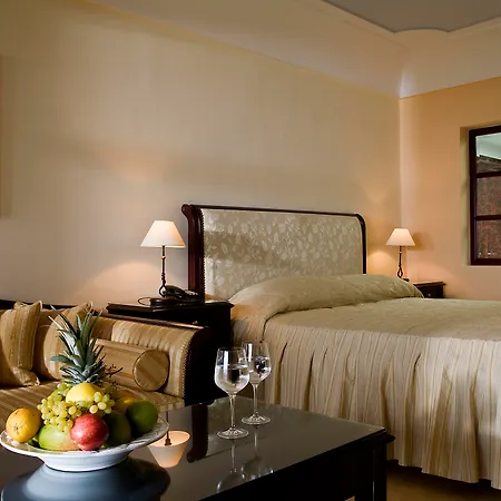 Maison Des Lys - Luxury Hotell Akrotírion
