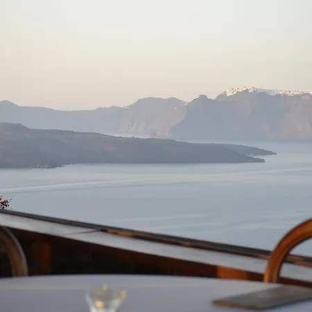 Maison Des Lys - Luxury 4* Akrotírion
