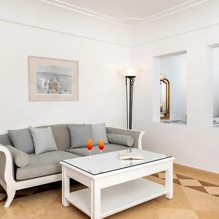 Hotell Maison Des Lys - Luxury Akrotírion