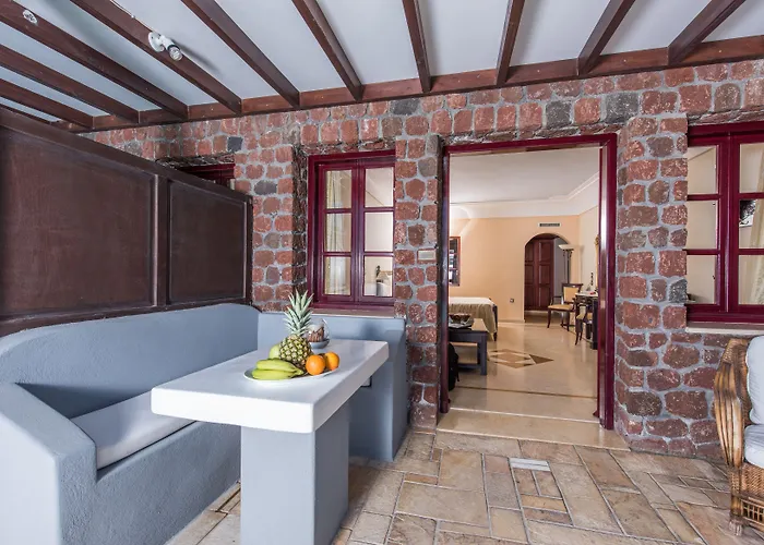 Maison Des Lys - Luxury Hotell